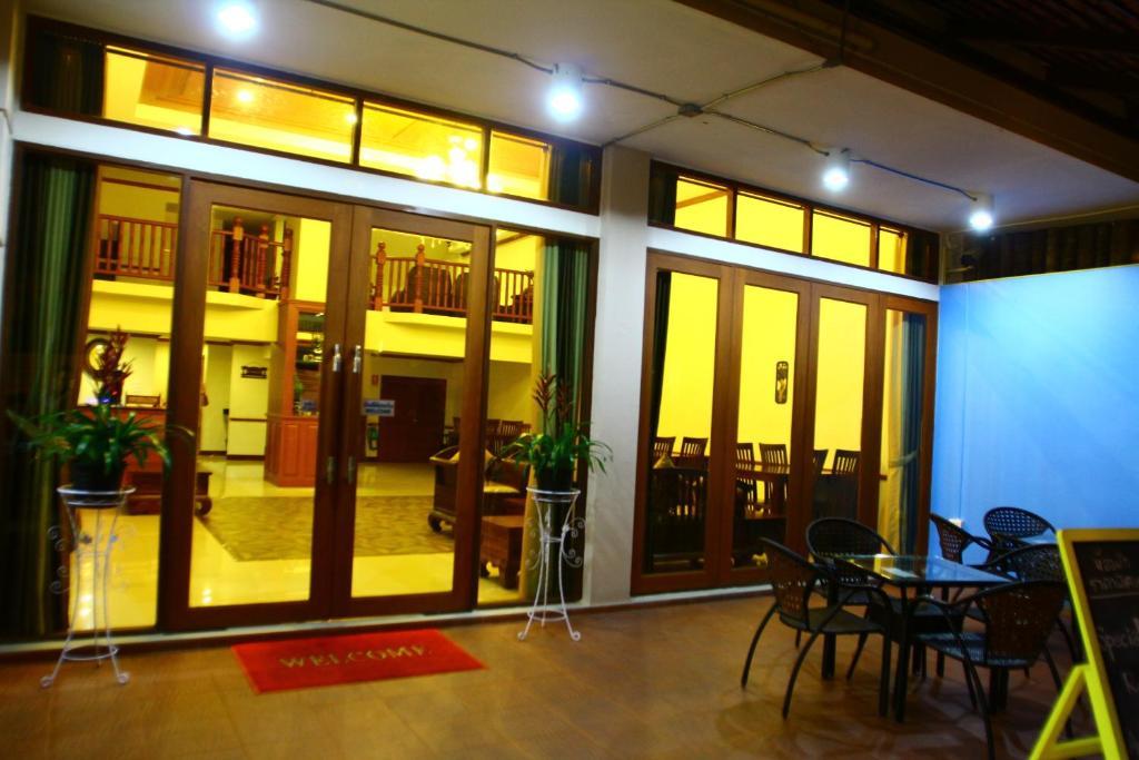 Phoothawee House Hotel Chiang Mai Luaran gambar