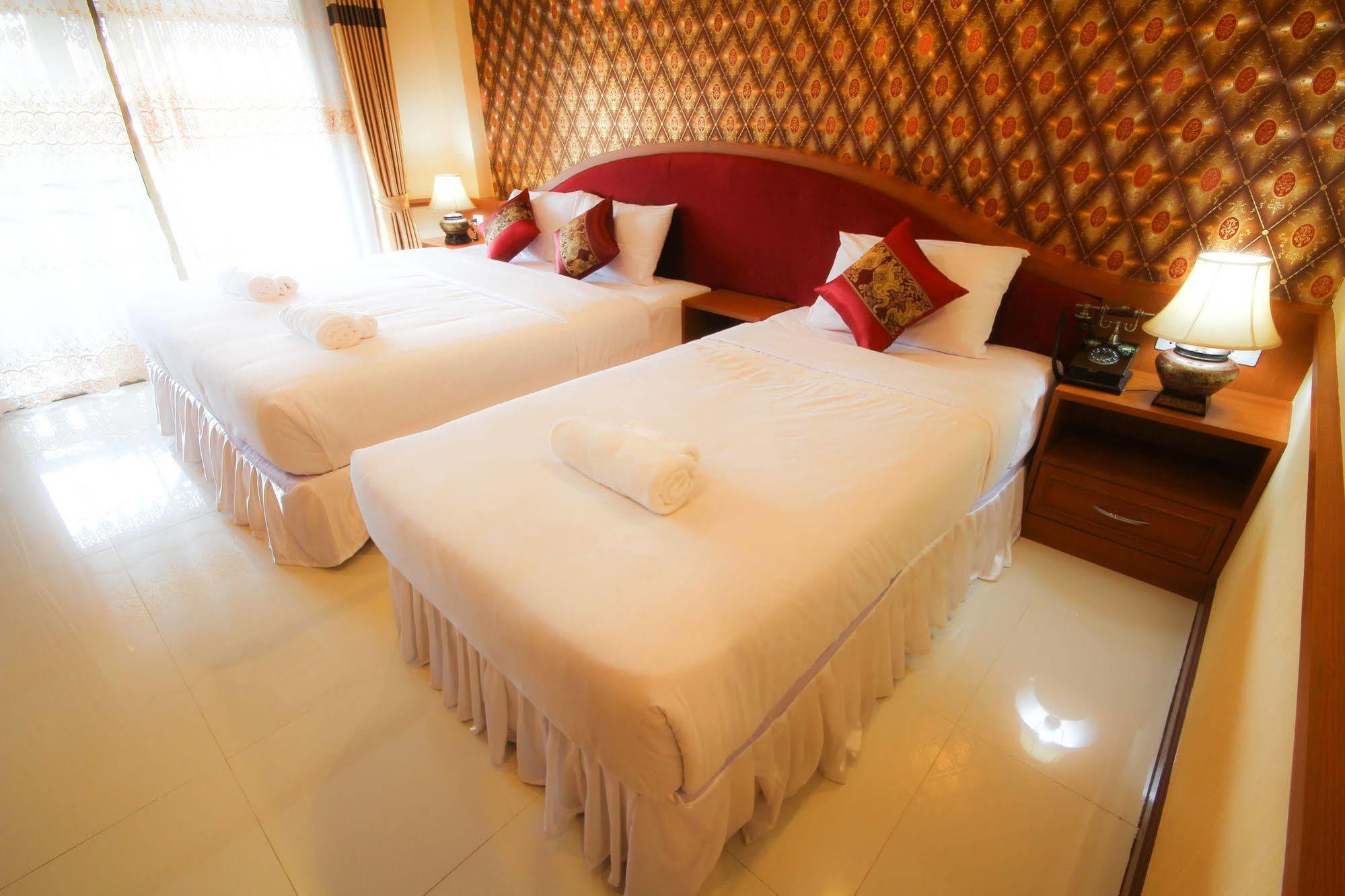 Phoothawee House Hotel Chiang Mai Luaran gambar