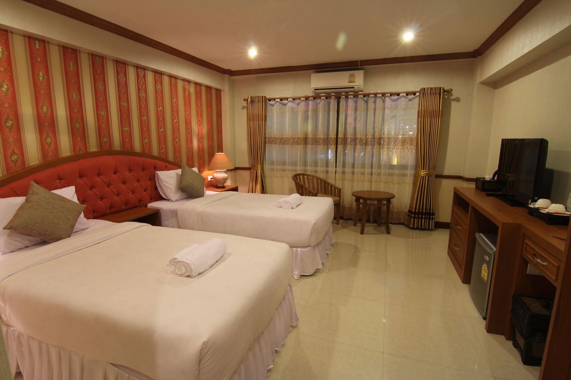 Phoothawee House Hotel Chiang Mai Luaran gambar