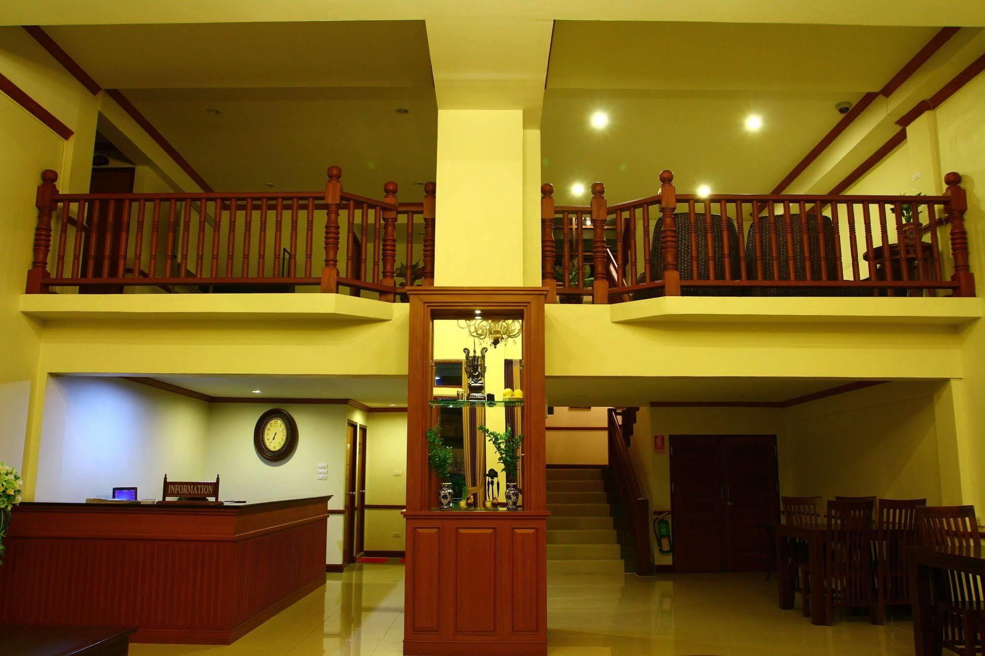 Phoothawee House Hotel Chiang Mai Luaran gambar