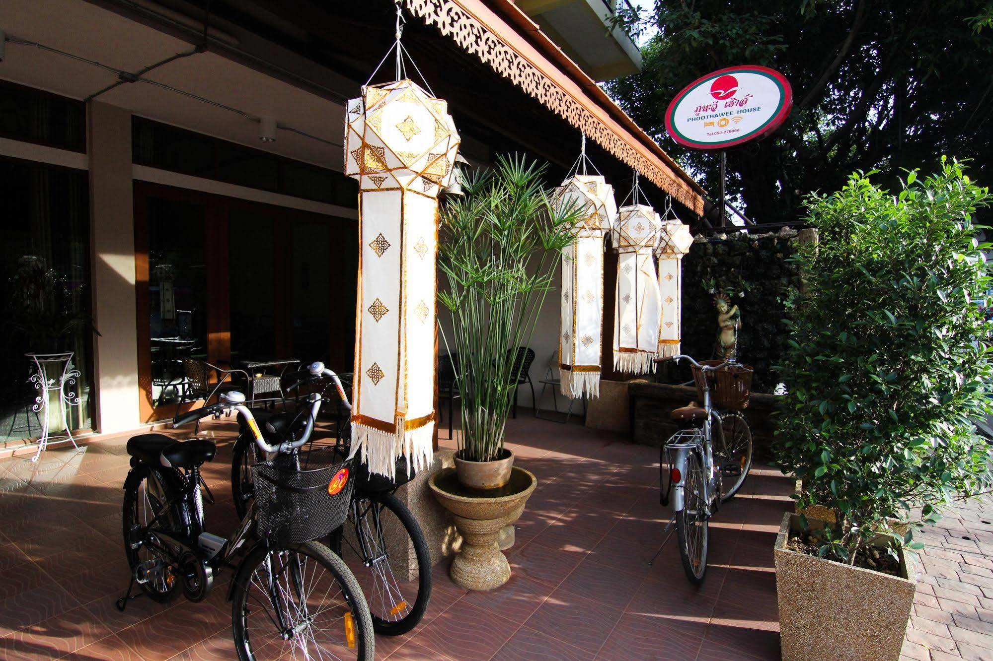 Phoothawee House Hotel Chiang Mai Luaran gambar